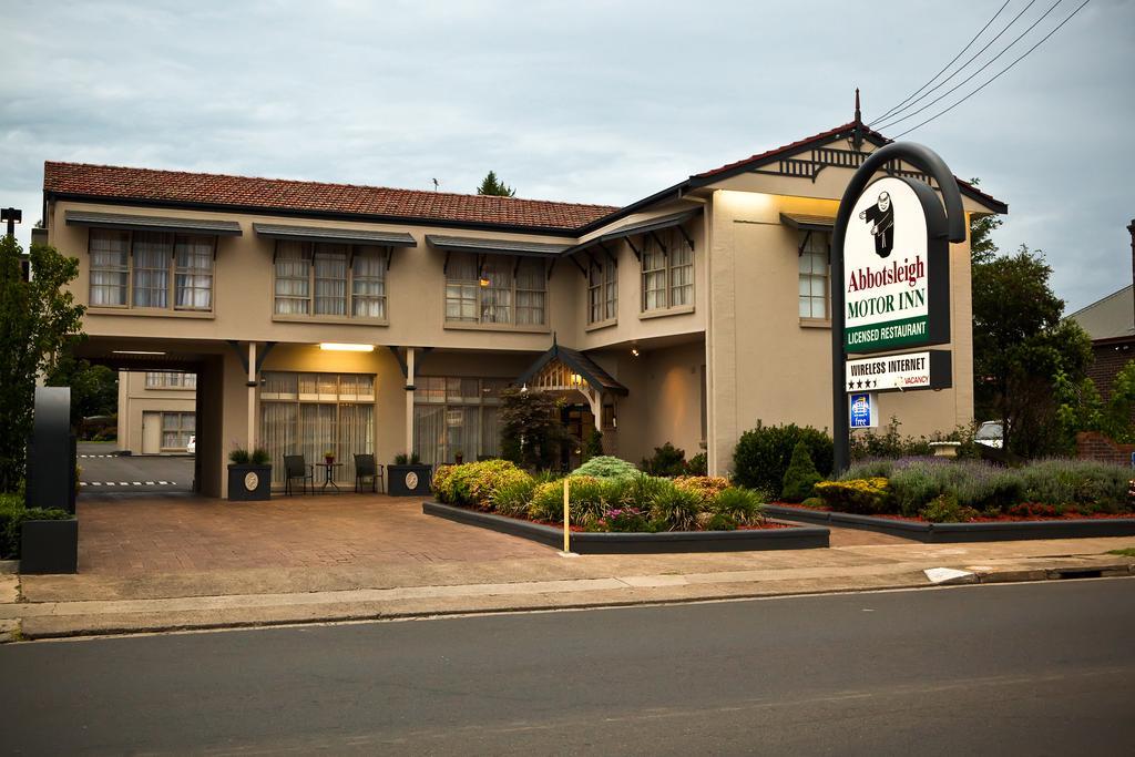 Abbotsleigh Motor Inn Armidale Exteriör bild