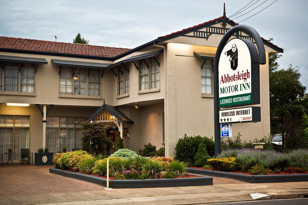 Abbotsleigh Motor Inn Armidale Exteriör bild